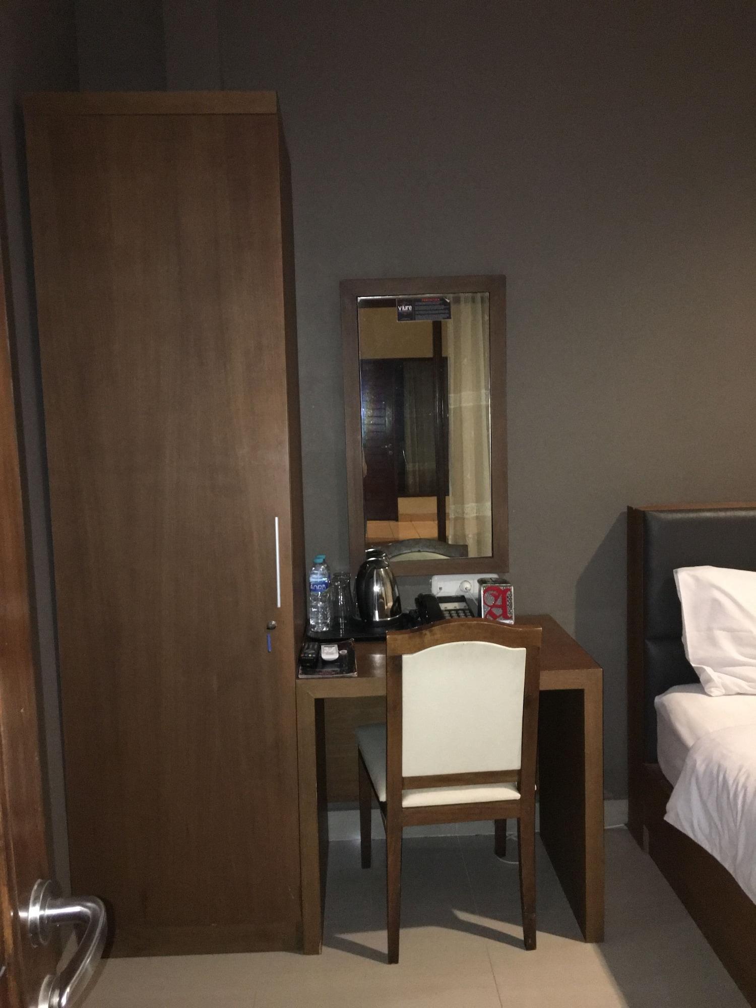 Votel Viure Hotel Jogjakarta Maguwo المظهر الخارجي الصورة