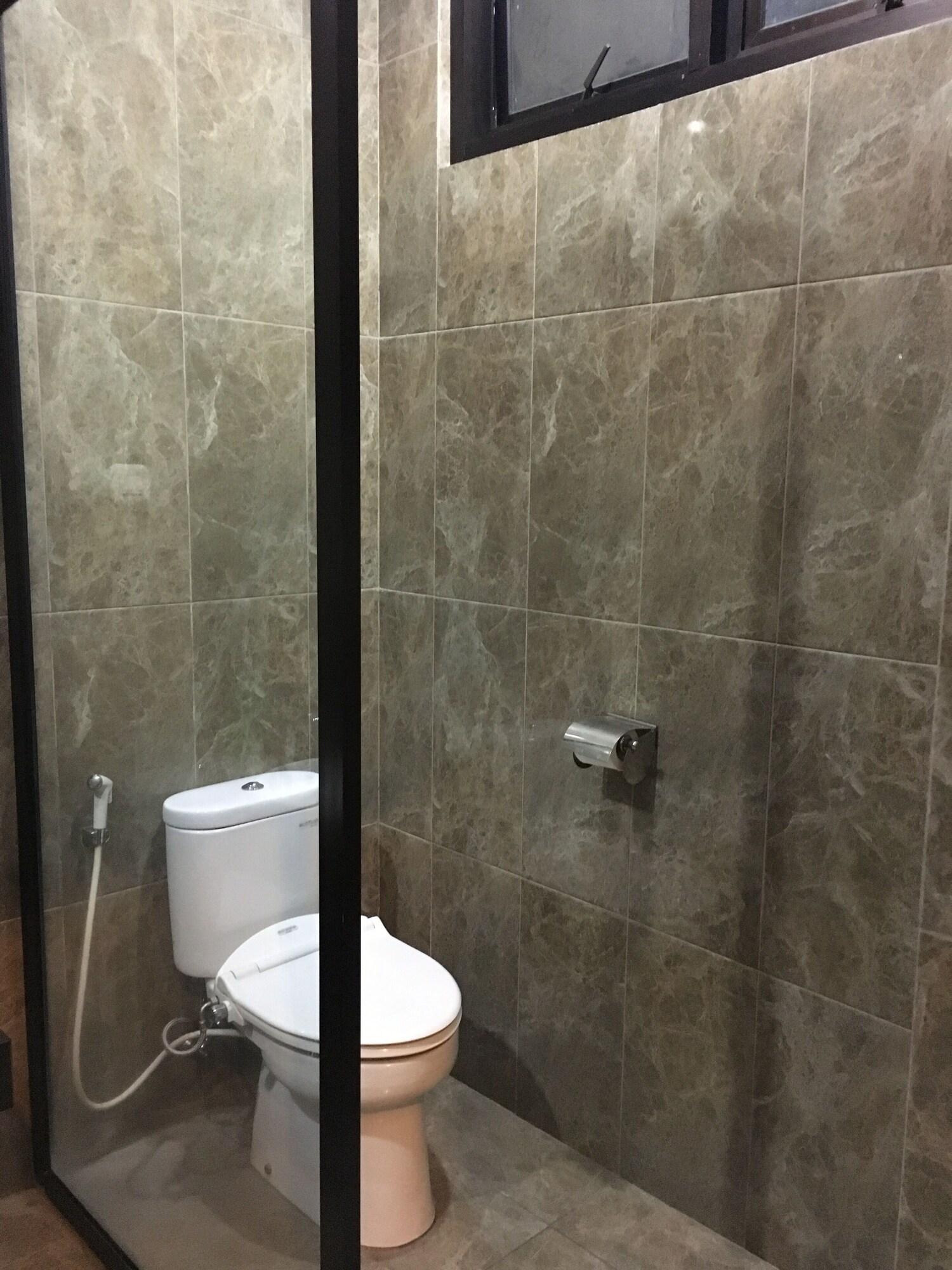 Votel Viure Hotel Jogjakarta Maguwo المظهر الخارجي الصورة
