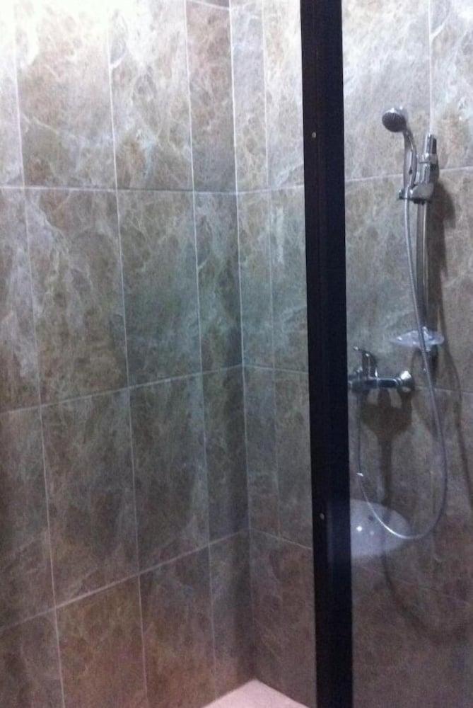Votel Viure Hotel Jogjakarta Maguwo المظهر الخارجي الصورة