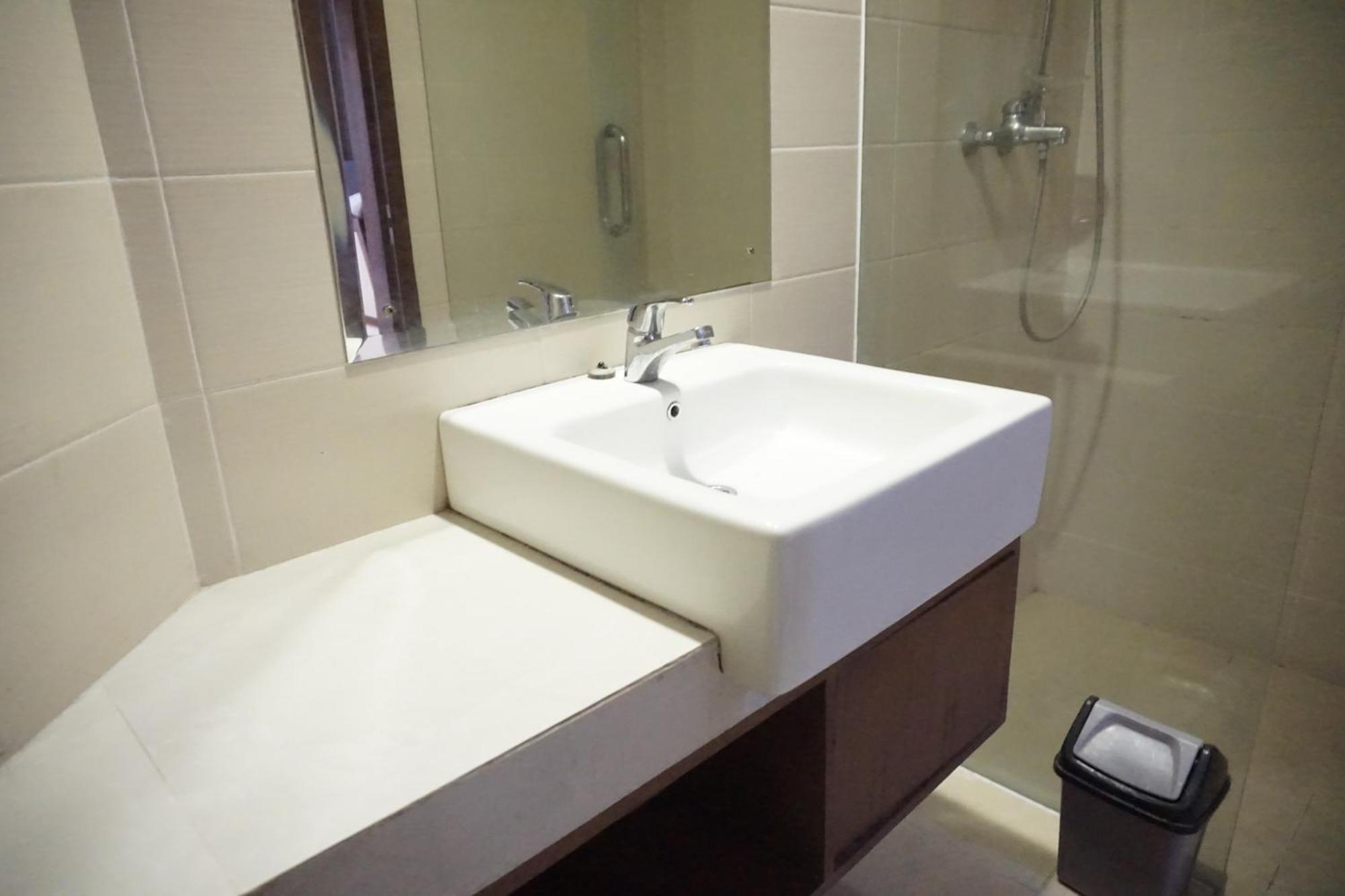Votel Viure Hotel Jogjakarta Maguwo المظهر الخارجي الصورة